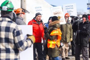 Manifestation-Sud-du-Québec-Entrevue-TVA2